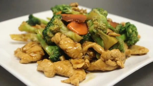 Chinese Takeout Chicken Broccoli